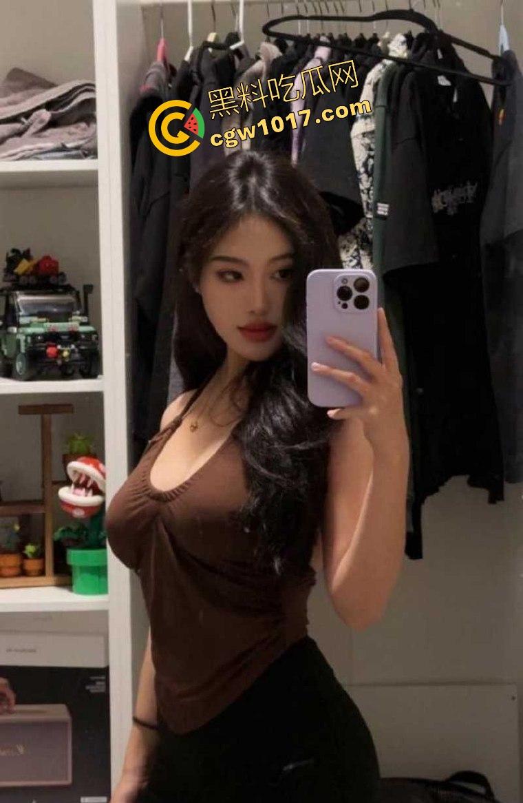 中国美术学院油画系女神【姚婷】极高颜值女神为达到财富自由选择下海卖逼，口活一流肥臀圆润，这身材真的爱了！  第2张