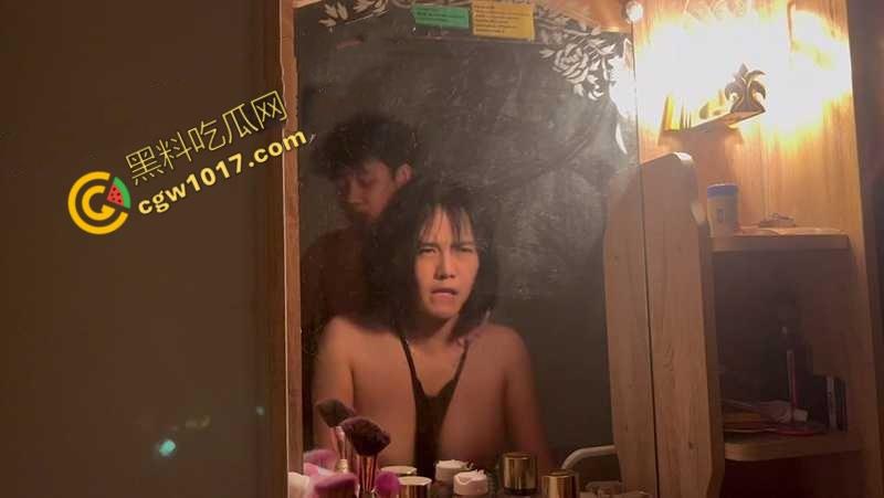 湖南36G巨乳嫩妹背着男友旅游约炮视频流出!极品身材榨精神器,被金主无套爆操,淫水直流,香艳视频爆红网络! 第5张 湖南36G巨乳嫩妹背着男友旅游约炮视频流出!极品身材榨精神器,被金主无套爆操,淫水直流,香艳视频爆红网络! 第5张