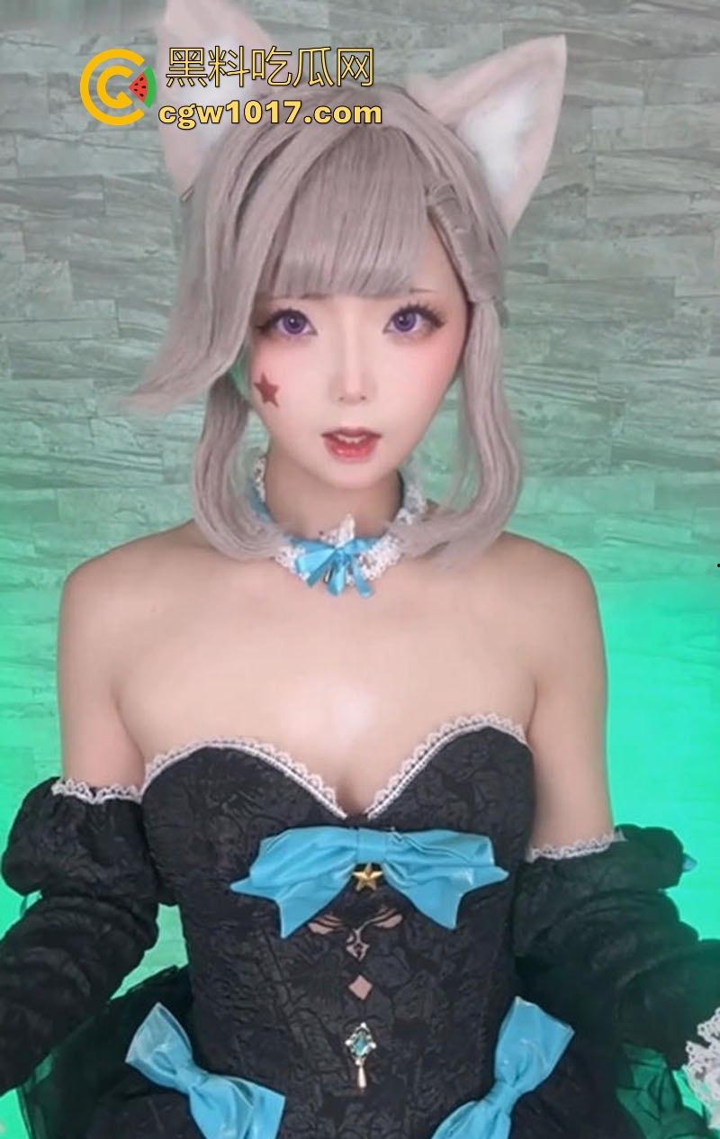 海外网红Coser福利姬【chuchun】最新自慰作品流出，口交假屌揉乳掰逼扣穴，道具猛桶白虎嫩穴淫水喷溅！  第2张