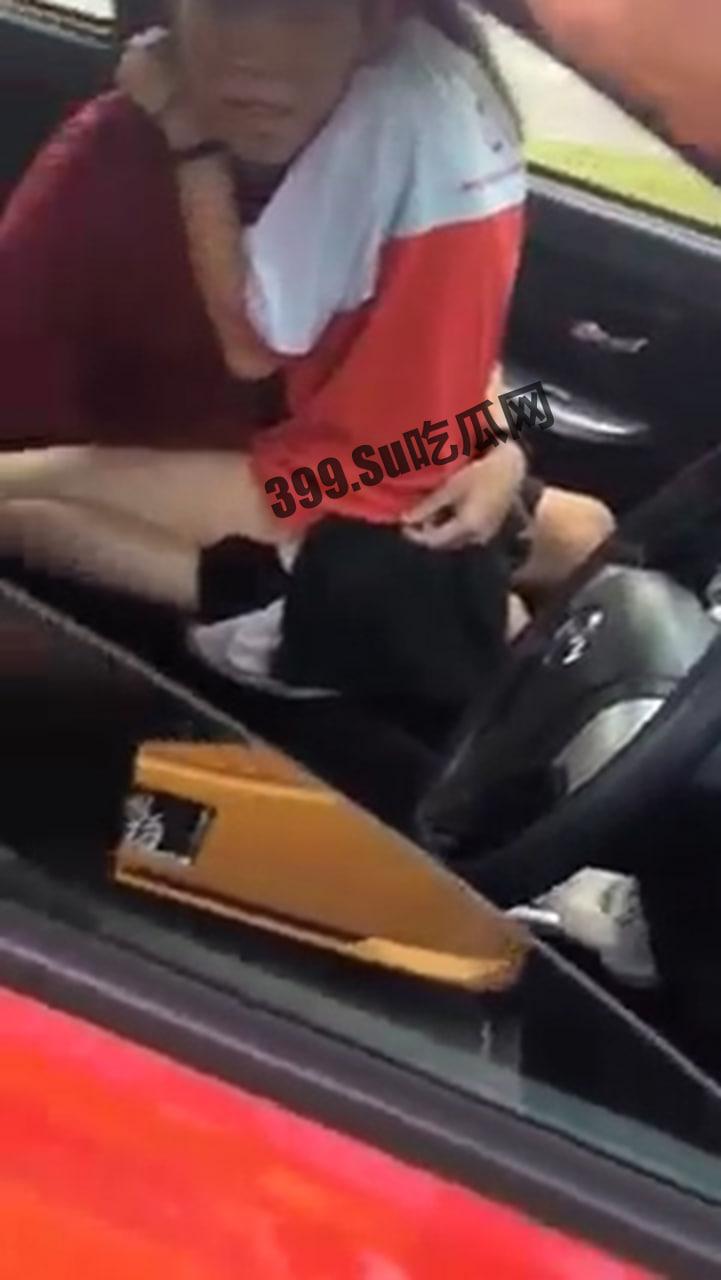 小情侣停车场开窗车震 被拍落网 男子可能被判两年  第3张