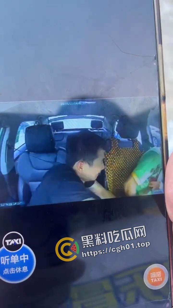 珠海出租车被杀事件车内监控流出！副驾驶毫无征兆拿刀就捅 肚子都被划开 血腥慎入  第3张