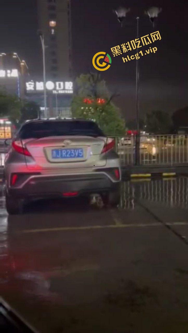 车震自拍偷拍大合集！不是酒店订不起 而是车上更有性价比！全程刺激！  第7张