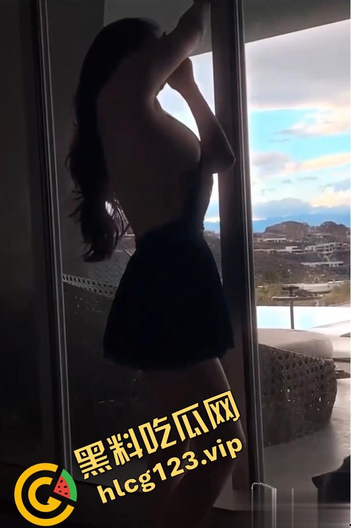 外网爆乳网红【Dada】私拍流出，后入姿势狂野，巨乳晃动撩人！  第5张