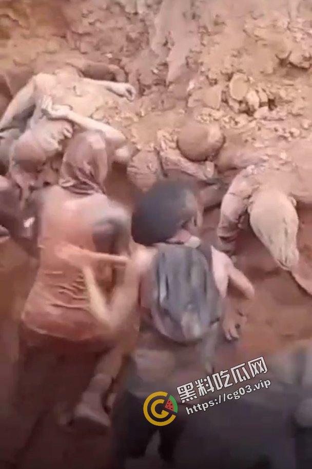 苏里南矿场坍塌事故现场画面曝光 尸体堆成山 惨不忍睹！！！  第4张