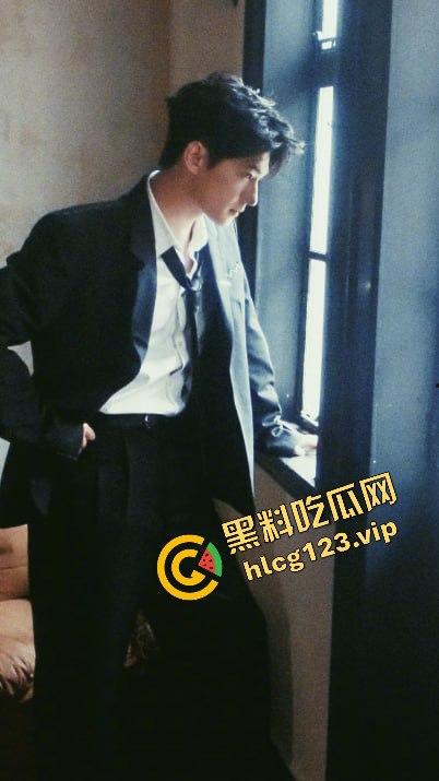 台湾狗仔葛斯齐再曝猛料 杨洋操粉对象竟然是富婆作家顾漫 编剧主演竟然成了炮友,我觉得狗仔是没活了没活硬整 第12张 台湾狗仔葛斯齐再曝猛料 杨洋操粉对象竟然是富婆作家顾漫 编剧主演竟然成了炮友,我觉得狗仔是没活了没活硬整 第12张