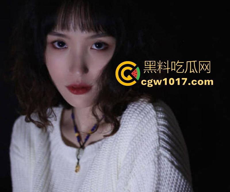 杭州师范大学【李沐英】性爱视频流出，高颜值女神被男友无套爆操，女上骑乘后入猛干淫叫连连！  第1张