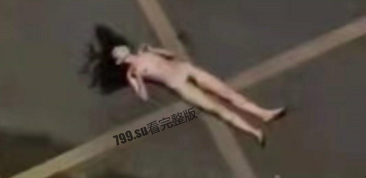 深圳北站东广场 天桥啪啪打炮 女生意外掉下来 全裸躺在路中间 太刺激了  第1张