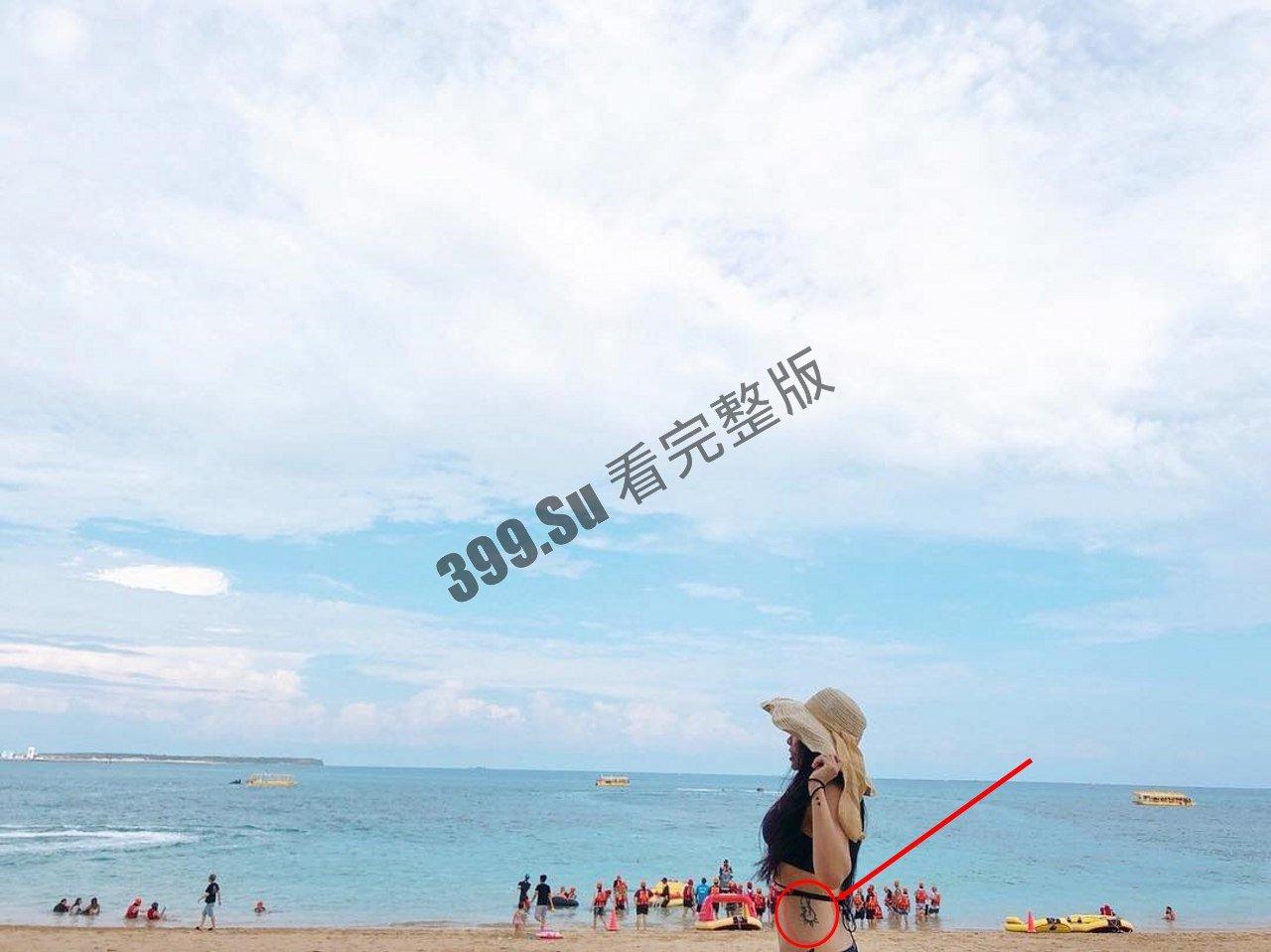 完美露脸酒吧驻唱火辣美眉与2位金主性爱大战 上下洞齐开屌完用手抠淫水哗哗的不停嗲叫说不要  第1张