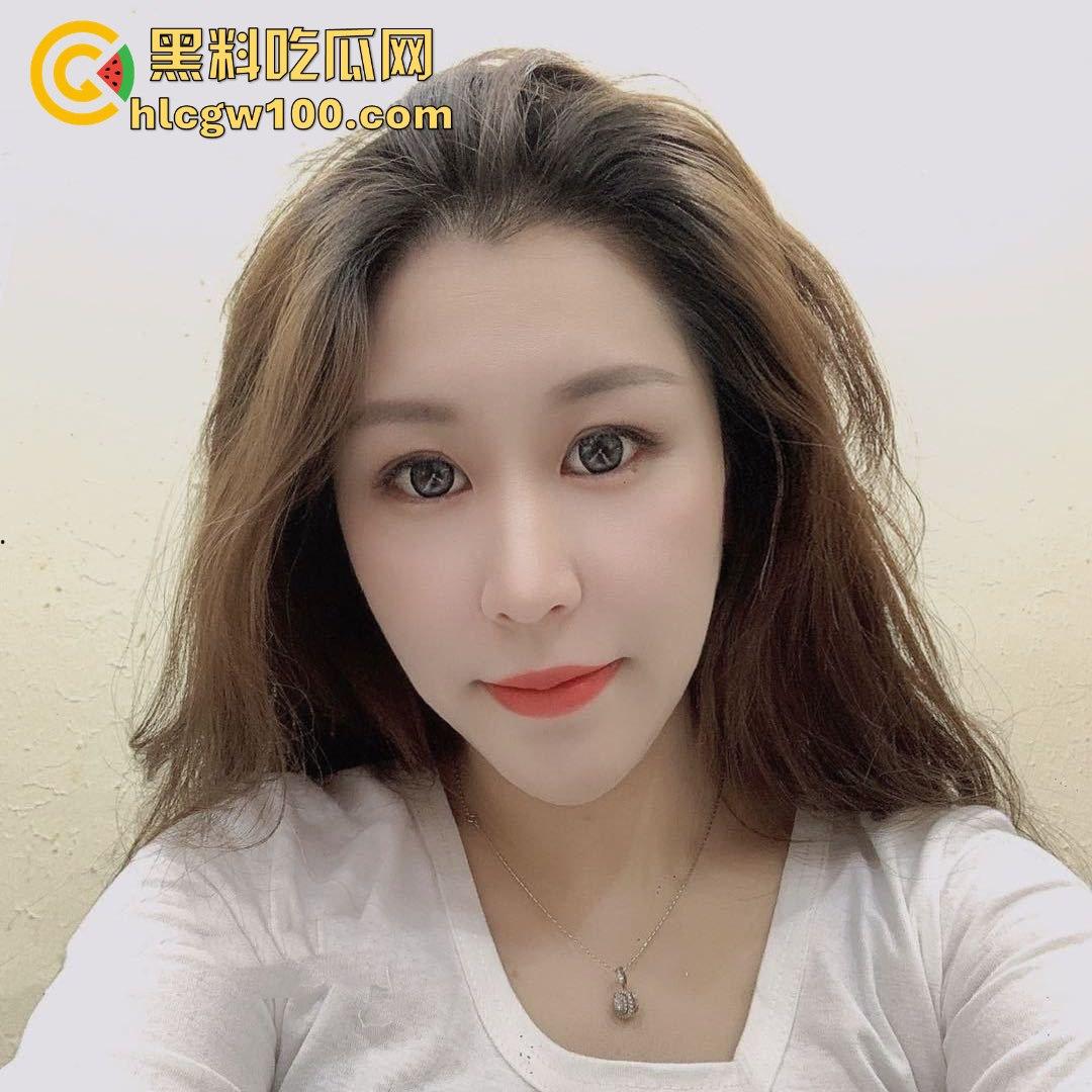 福州电力公司高冷御姐【杨莹莹】性爱视频流出，23岁靠骚穴上位 据说是某领导的专属母狗。  第2张