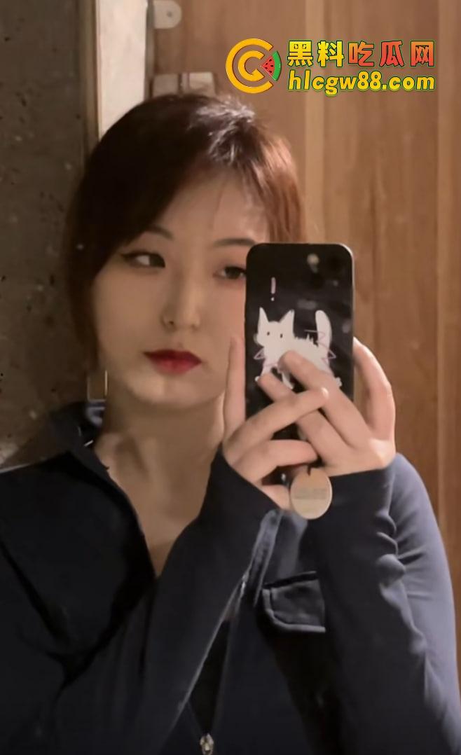 GTA百亿美金账户截图炸翻抖音,评论区炸成淫窝,不吃香菜疯狂私信求被草不问真假,私信爆满舔到不要脸! 第16张 GTA百亿美金账户截图炸翻抖音,评论区炸成淫窝,不吃香菜疯狂私信求被草不问真假,私信爆满舔到不要脸! 第16张