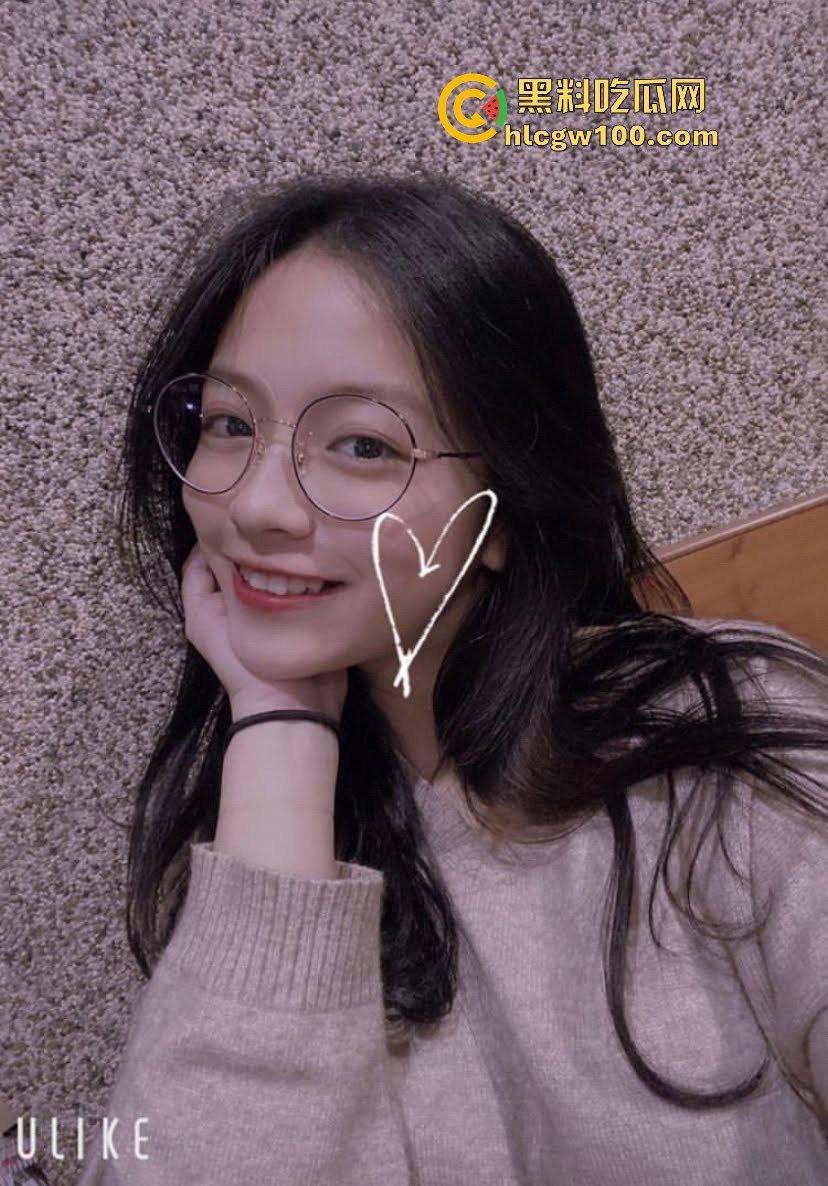 台湾岭东科技大学大一反差学妹【林恩美】自拍性爱视频流出，甜美清纯女神被无情后入，看得人血脉喷张。  第3张