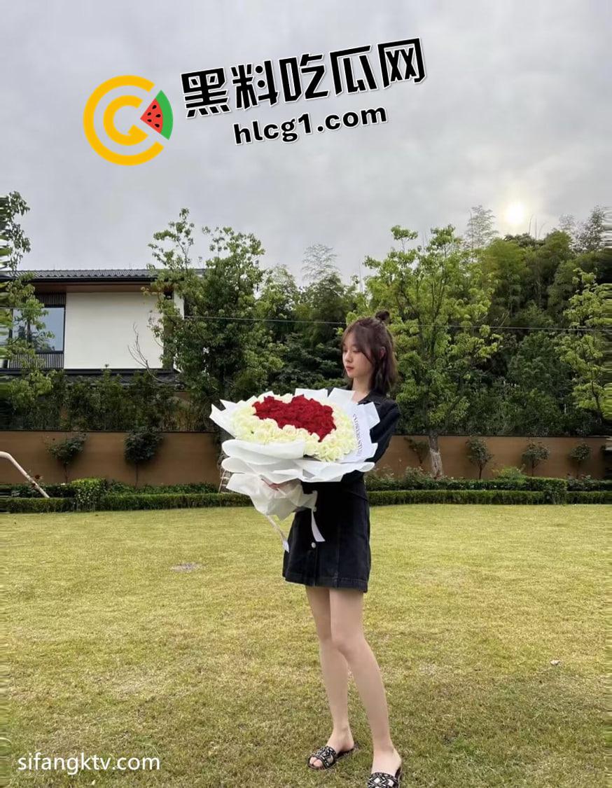 上美高颜值学姐 气质与风骚并存 情人节送花就能打炮 呻吟叫声爽撸 私密偷拍流出  第8张