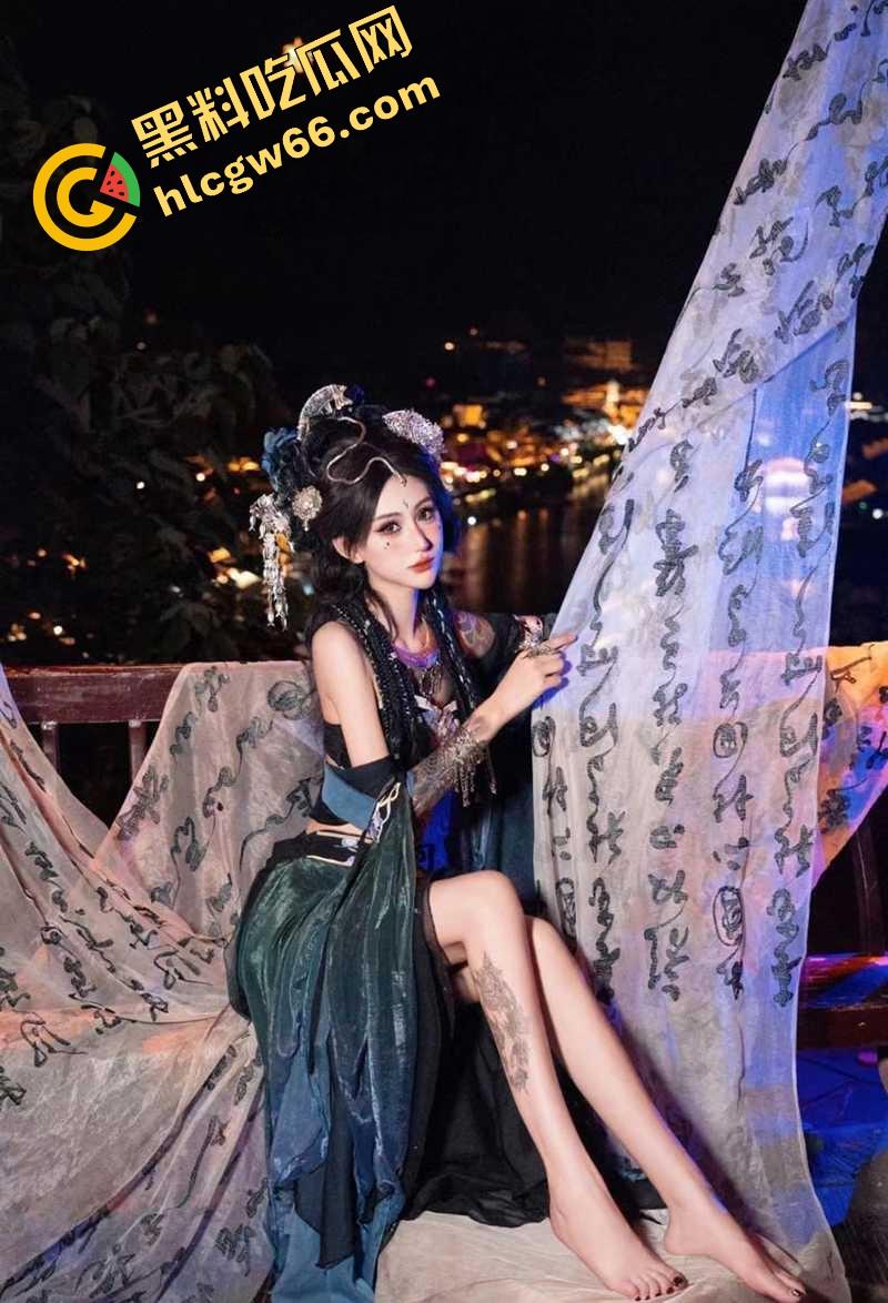 济南酒吧3P疯传,黑丝御姐当街搭讪被带走,前后双洞齐开被爆插成浪狗,骚叫声爽到抽搐! 第4张 济南酒吧3P疯传,黑丝御姐当街搭讪被带走,前后双洞齐开被爆插成浪狗,骚叫声爽到抽搐! 第4张