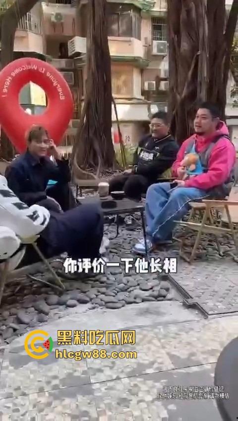 打入成都GAY圈,熊猪文化震碎三观,胖熊陪床8000块,花钱买个肉山压床?到底是什么口味? 第11张 打入成都GAY圈,熊猪文化震碎三观,胖熊陪床8000块,花钱买个肉山压床?到底是什么口味? 第11张