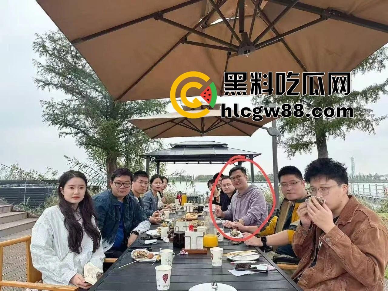 苏州吴江平望银行骚狗行长【姚力】为舔客户下药迷奸搞女员工，3P玩嗨药下猛了，把人搞进ICU抢命！  第9张