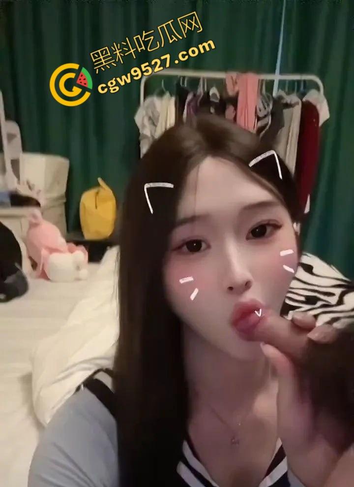 武汉超高颜值TS【柔柔】与金主私密缠绵,辣眼绝伦!天使脸孔隐藏着颠倒众生的本领 第6张 武汉超高颜值TS【柔柔】与金主私密缠绵,辣眼绝伦!天使脸孔隐藏着颠倒众生的本领 第6张