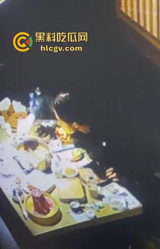 小仙女白嫖神操作！没舔狗付钱，竟拔逼毛栽赃商家，老板看傻眼！  第8张