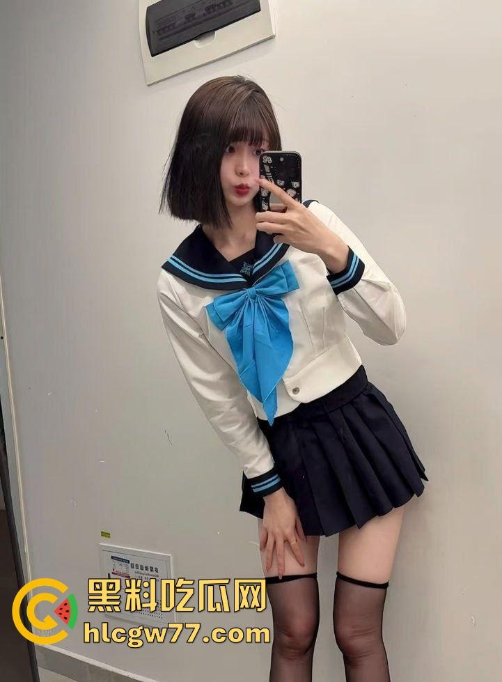 抖音14w粉丝网红【公主电闪】私密视频照片流出 卖片哥的评论都被删完了 女上骑乘超熟练！  第6张