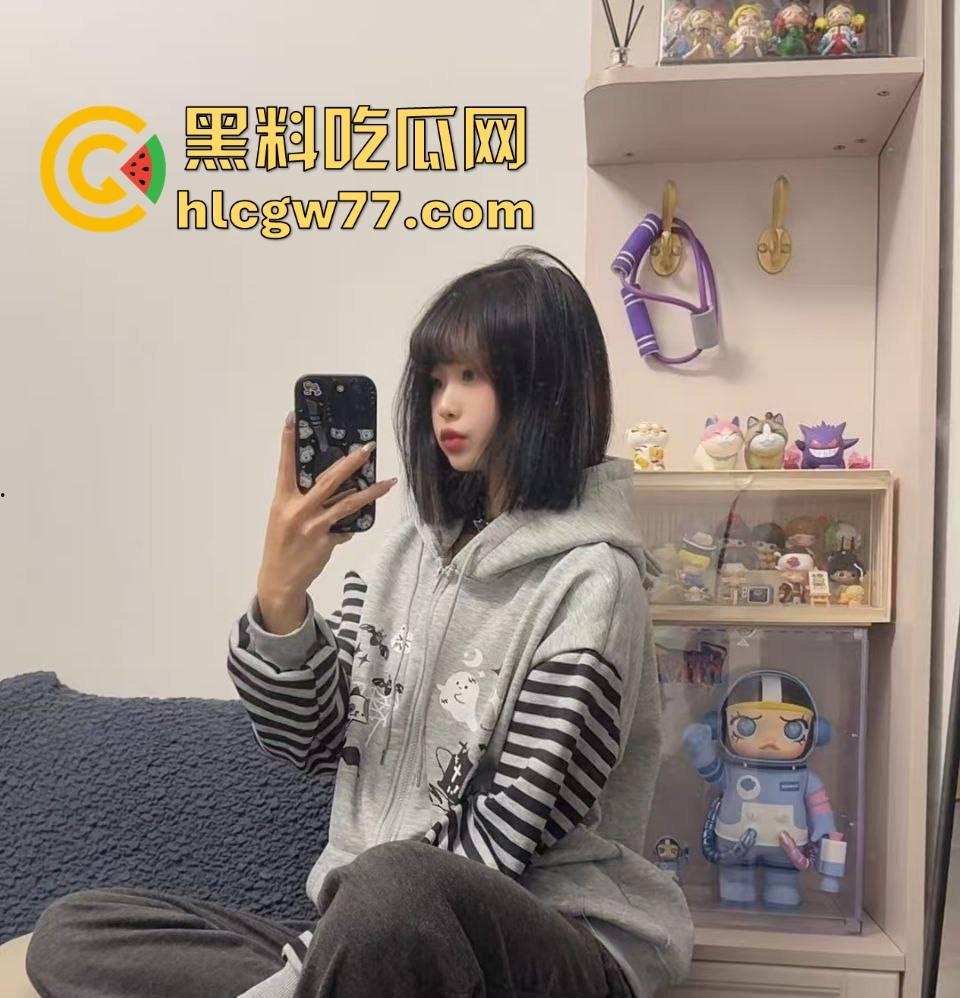 抖音14w粉丝网红【公主电闪】私密视频照片流出 卖片哥的评论都被删完了 女上骑乘超熟练！  第8张