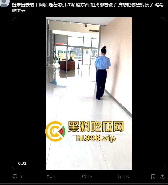 民警变成变态淫魔！外网发布与女警的性爱视频，穿警服口交、后入爆操，极品警花无处遁形！  第13张