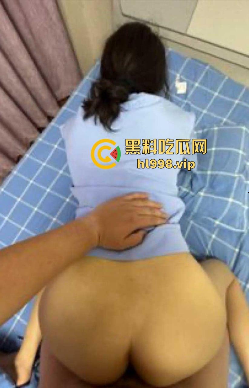 民警变成变态淫魔！外网发布与女警的性爱视频，穿警服口交、后入爆操，极品警花无处遁形！  第20张