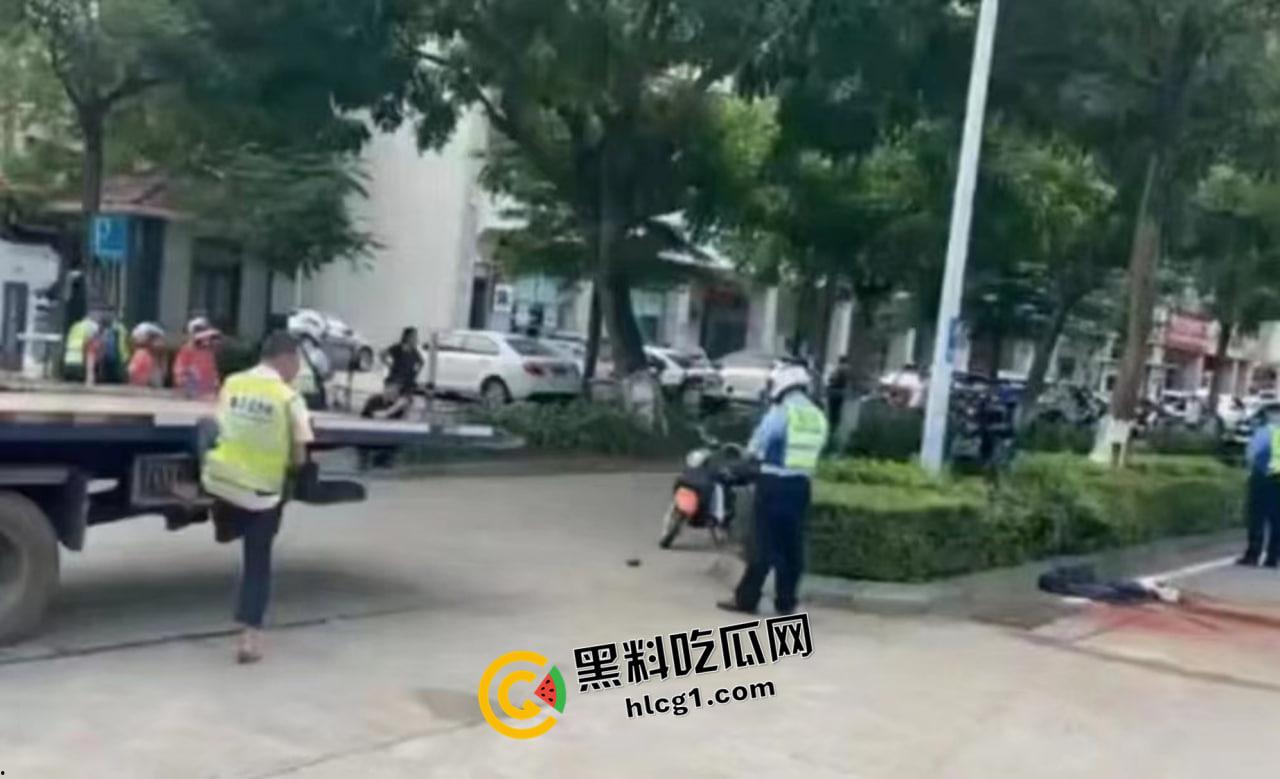 小米SU7首场惨案！一死三伤 疑似刹车失控  难道要变成中国版特斯拉 现场视频流出 第5张