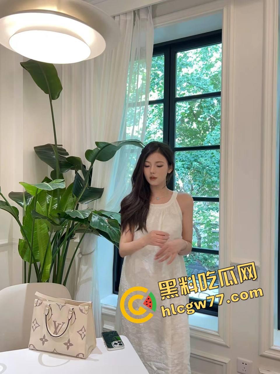 南京大学情侣，眼镜妹口交视频全网流出，戴眼镜求颜射，配合度骚得像精子导航仪！  第5张