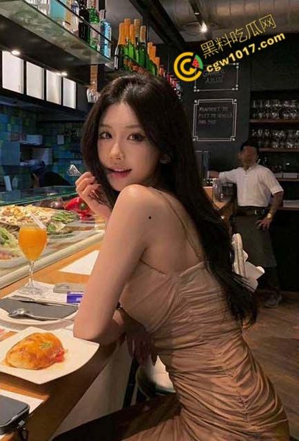 海角大神与骚逼表姐醉后偷情!疯狂求欢,姐夫不知情下,侄子精液全盘接收,兄弟姐妹家庭大乱斗 第2张 海角大神与骚逼表姐醉后偷情!疯狂求欢,姐夫不知情下,侄子精液全盘接收,兄弟姐妹家庭大乱斗 第2张