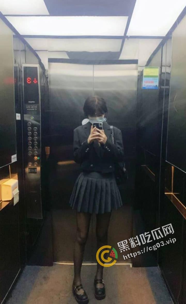 曝光!长沙万达金融写字楼物业约炮老混圈女【zwz】母狗属性拉满 特别是酒后做爱都是一脸懵逼 第2张 曝光!长沙万达金融写字楼物业约炮老混圈女【zwz】母狗属性拉满 特别是酒后做爱都是一脸懵逼 第2张