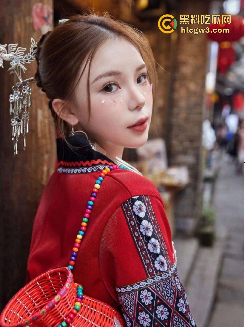 南丹火幕村KTV骚逼『 龙雨微 』少妇素颜还敢卖逼陪酒 骚逼被抠到泛滥 这年头陪酒小妹太不容易！  第11张