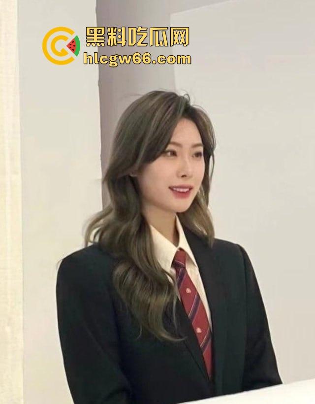 大连理工大学【周诗琦】与男友做爱私拍泄密 超清纯的小女友没想到在私下却极为淫荡！  第7张