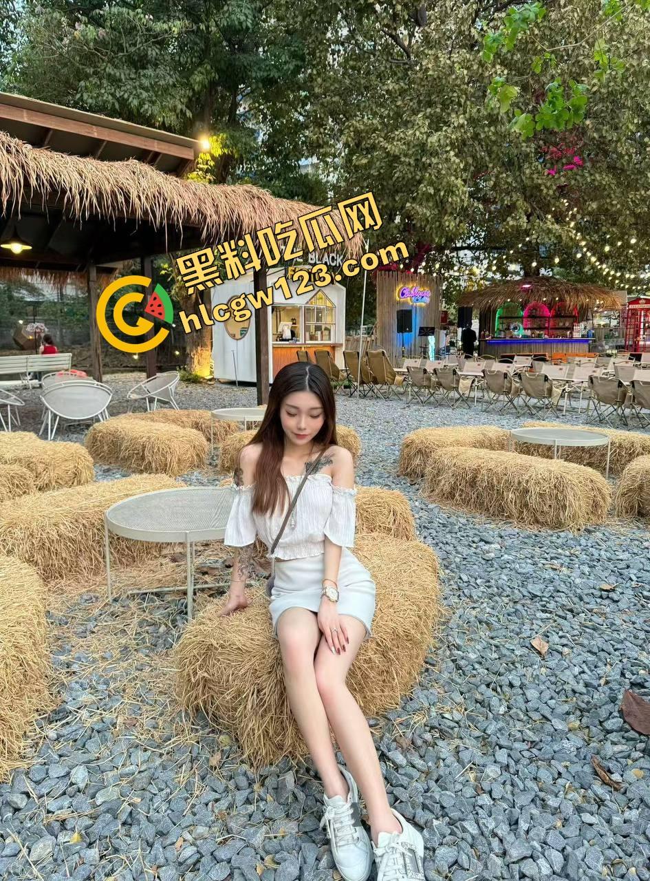 畜生姐夫猛扑小姨子嫩妞，撕衣露脸狠掏浪洞汁喷如瀑布，奶子晃瞎眼菊花硬捅烂，强上这骚货！  第4张