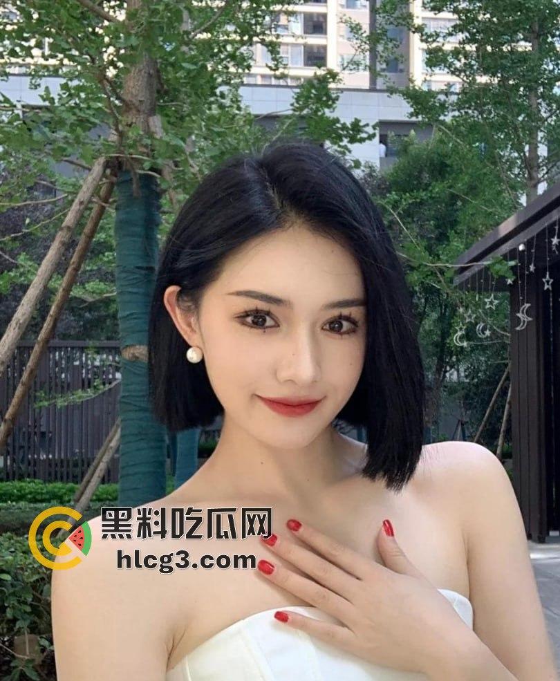 山东师范大学美女学生『薛菲』街头醉酒后被两人拉至路边强奸  被两男子插嘴后入 第3张