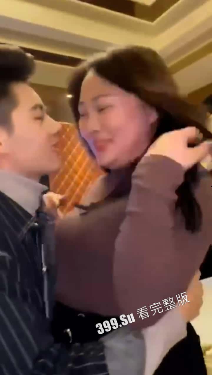 牛郎男妓篇  反正这钱赚的我一点都不眼红 都是他们应得的 （二） 第5张