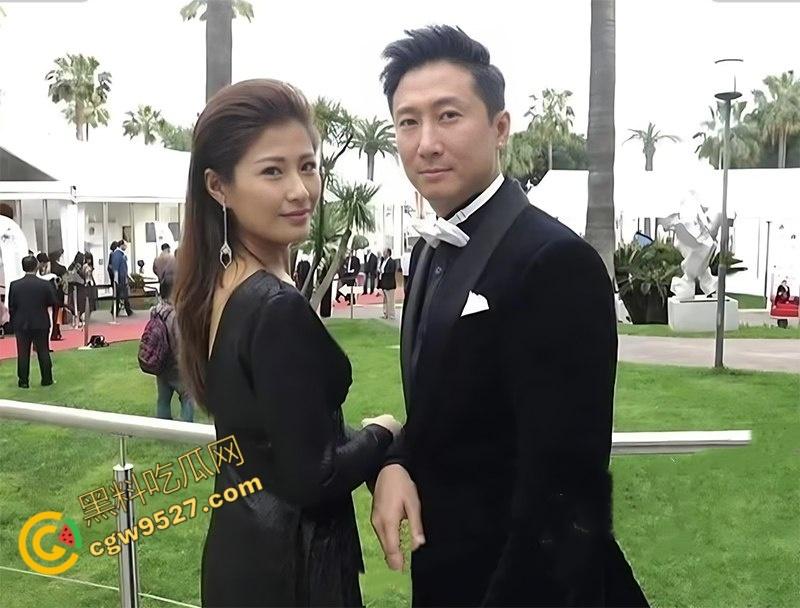 明星也淫乱!香港功夫巨星【洪金宝】儿媳【周家蔚】群交视频大曝光,1女V多男,画面真刺激 第5张 明星也淫乱!香港功夫巨星【洪金宝】儿媳【周家蔚】群交视频大曝光,1女V多男,画面真刺激 第5张