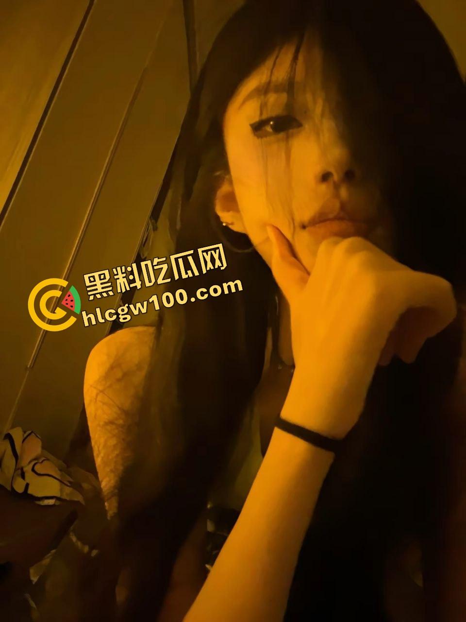 学成归来的肉丝小姨子【张佳】回家过年不忘老本行，约炮猛男酒店各种爆干骚逼内射！独家曝光流出！  第4张