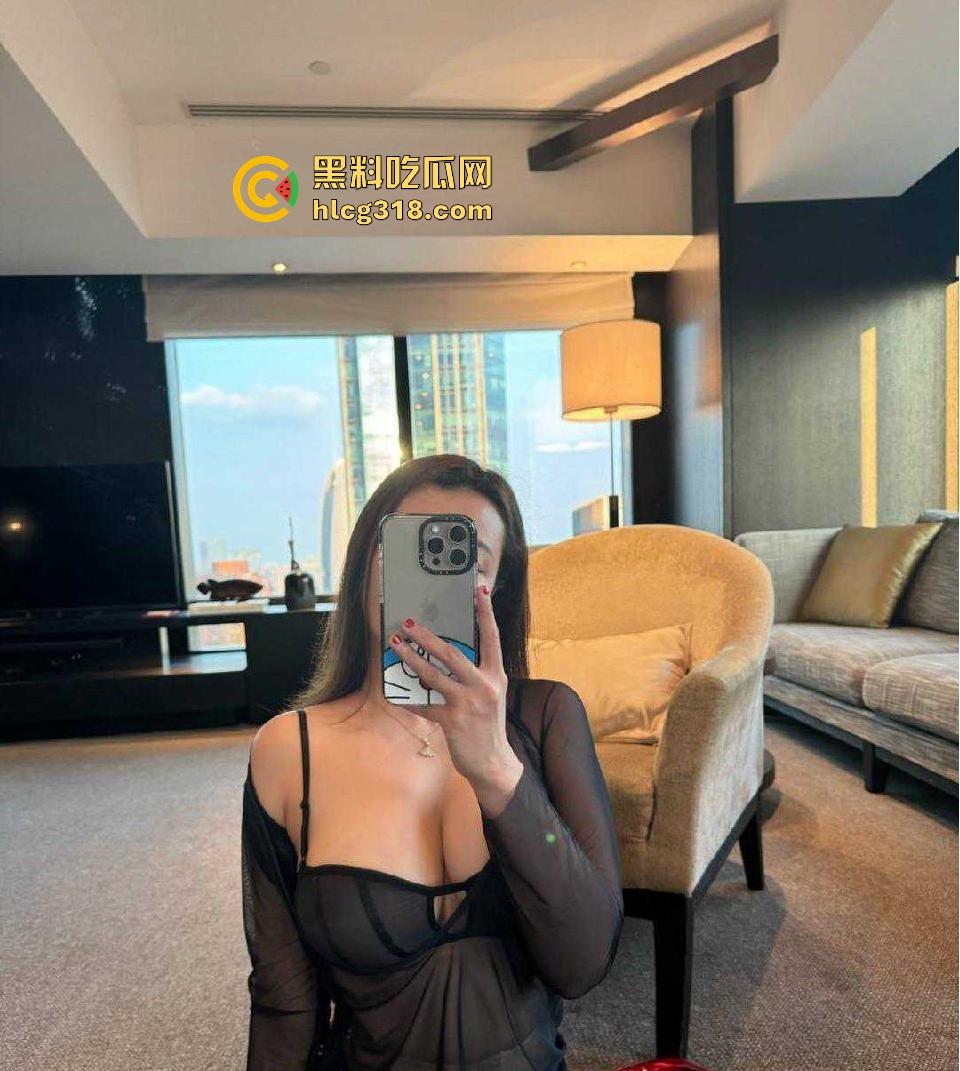 杭州广告公司【李佳怡】微信聊骚勾引网恋对象，一本正经的反差婊，不雅视频和照片曝光流出！  第17张