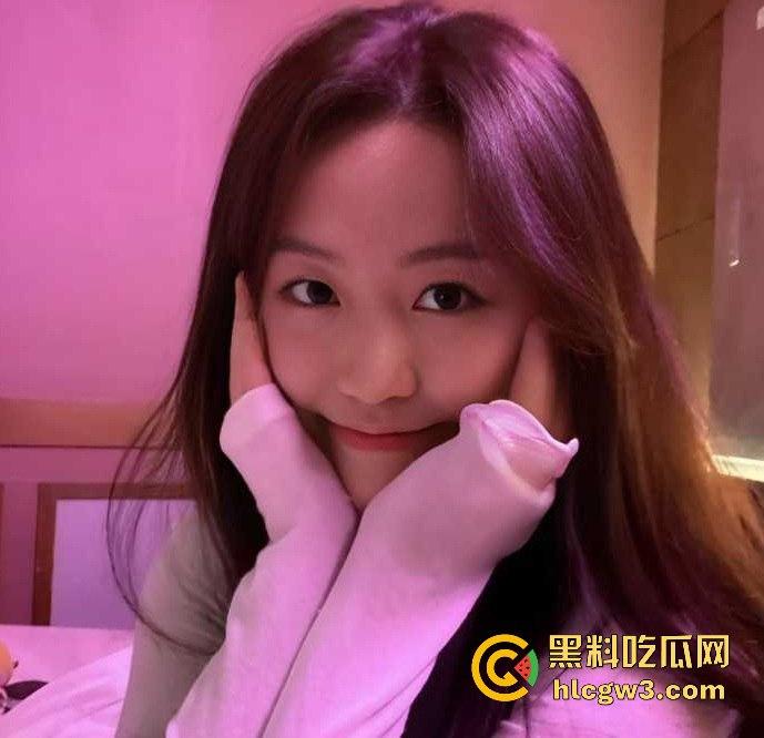 广州音乐学院女神【金依然】被富二代玩烂，内射视频全网疯传，穿开档丝袜任由抽插，直接成了移动肉便器！  第5张