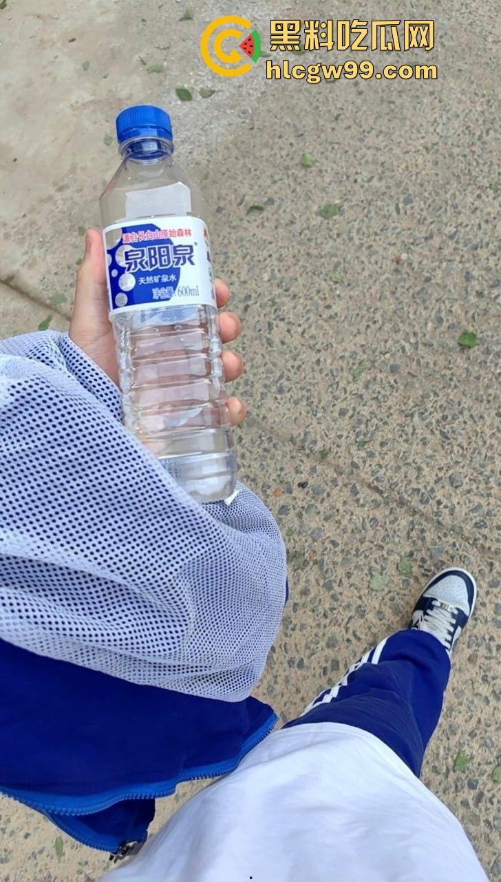 上海退役男大炮王战绩曝光 三年33个嫩妹 固定女M还不够 月抛嫩妹炮友不重样 这日子简直活成神！  第5张