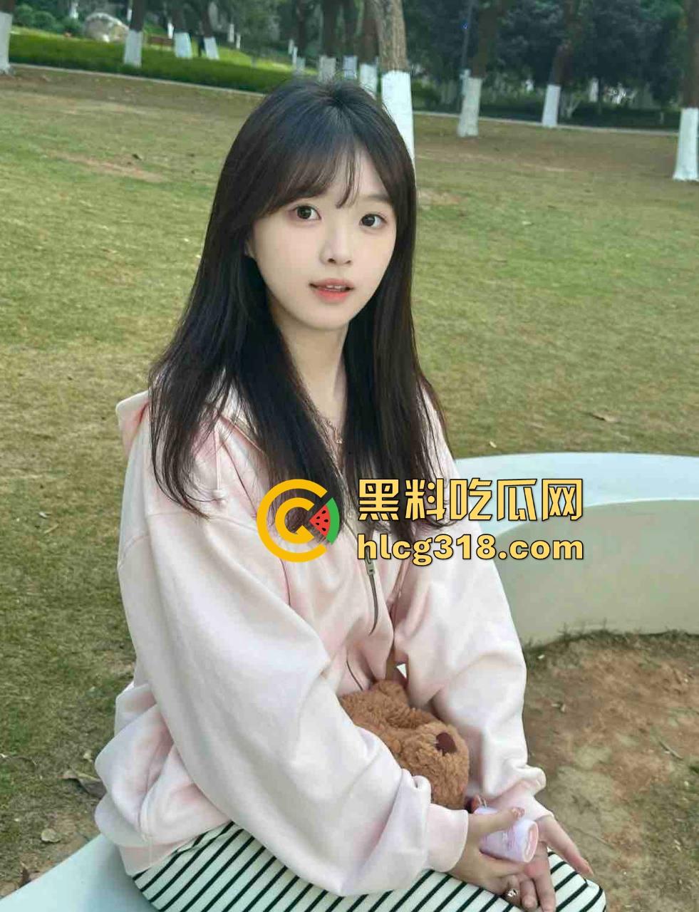 深圳18岁毕业嫩妹刚毕业就当鸡,张口就5000包夜,2500连口都不给,瓜友砸钱要曝光小辣鸡! 第12张 深圳18岁毕业嫩妹刚毕业就当鸡,张口就5000包夜,2500连口都不给,瓜友砸钱要曝光小辣鸡! 第12张