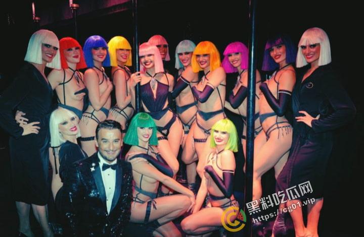 Lisa疯马秀首日现场反馈 脱的只剩内衣和丁字裤 为了取悦富豪疯狂卖弄风骚 第7张 Lisa疯马秀首日现场反馈 脱的只剩内衣和丁字裤 为了取悦富豪疯狂卖弄风骚 第7张