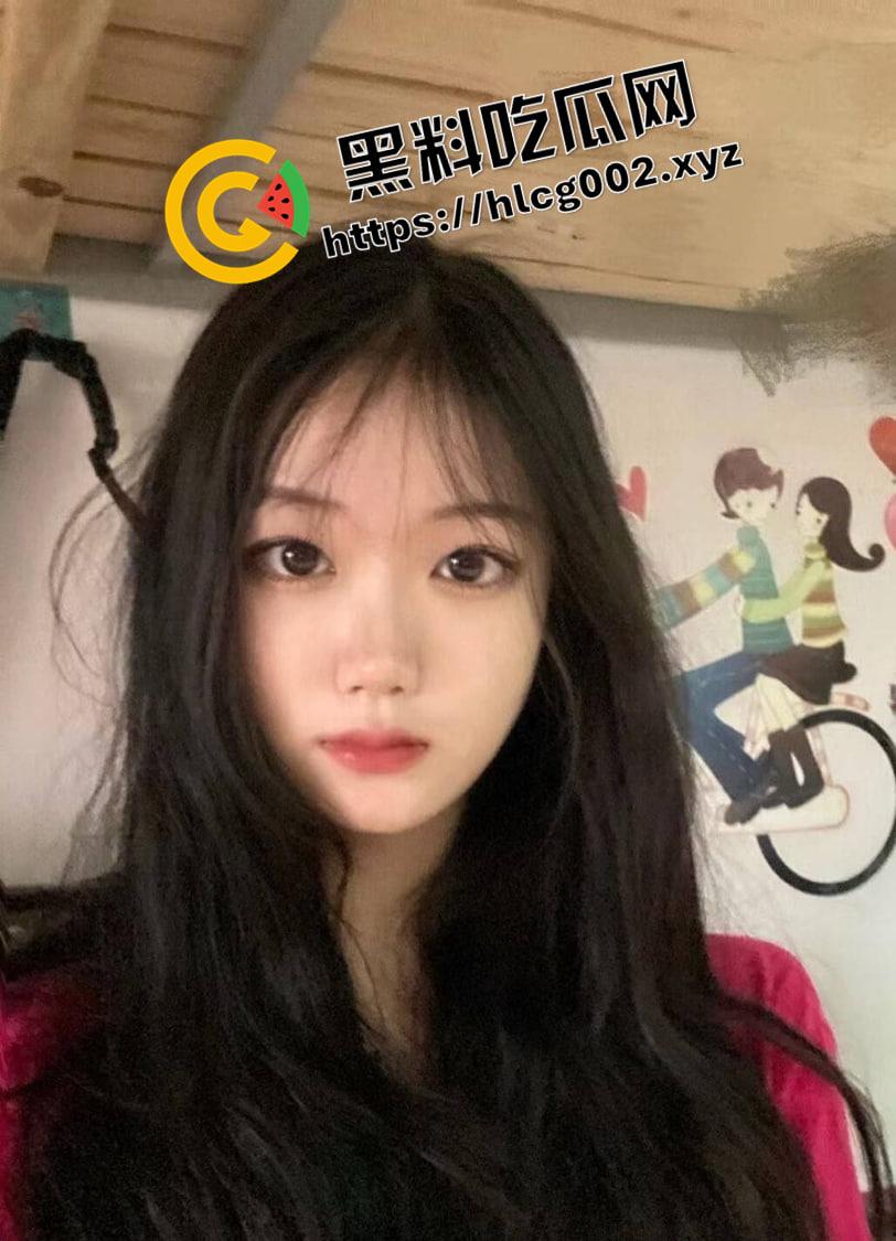 印象足拍付费流出！甜美在校学妹的美脚足交 笑起来哥哥的心都花了 赶快把大屌塞进嘴里  第1张