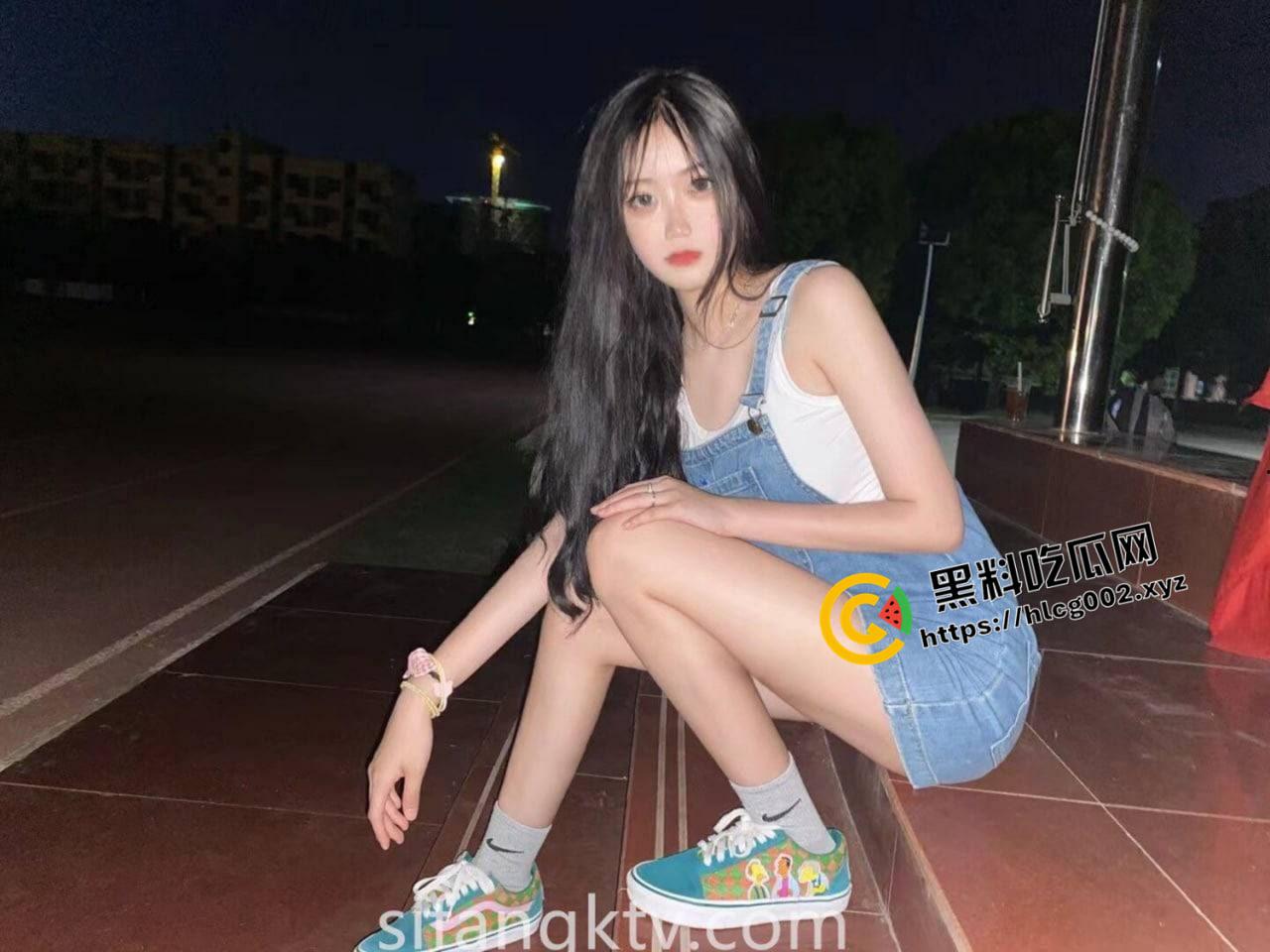 印象足拍付费流出！甜美在校学妹的美脚足交 笑起来哥哥的心都花了 赶快把大屌塞进嘴里  第12张