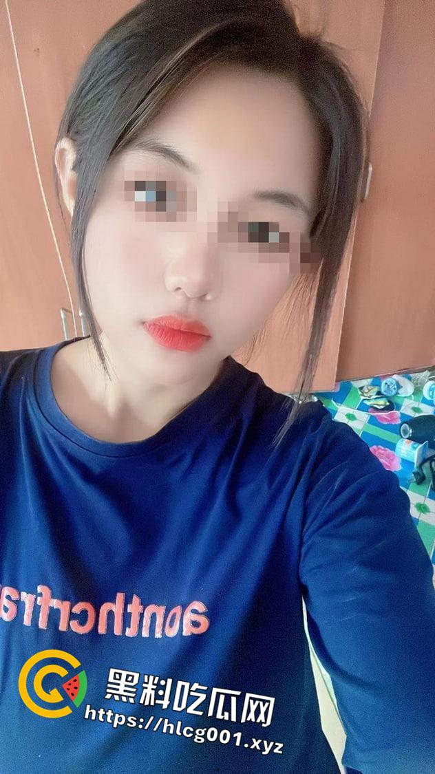 瓜友 投稿爆料一个高颜值反差人妻 奶子都被干憋了叫的也挺有感觉的  第3张