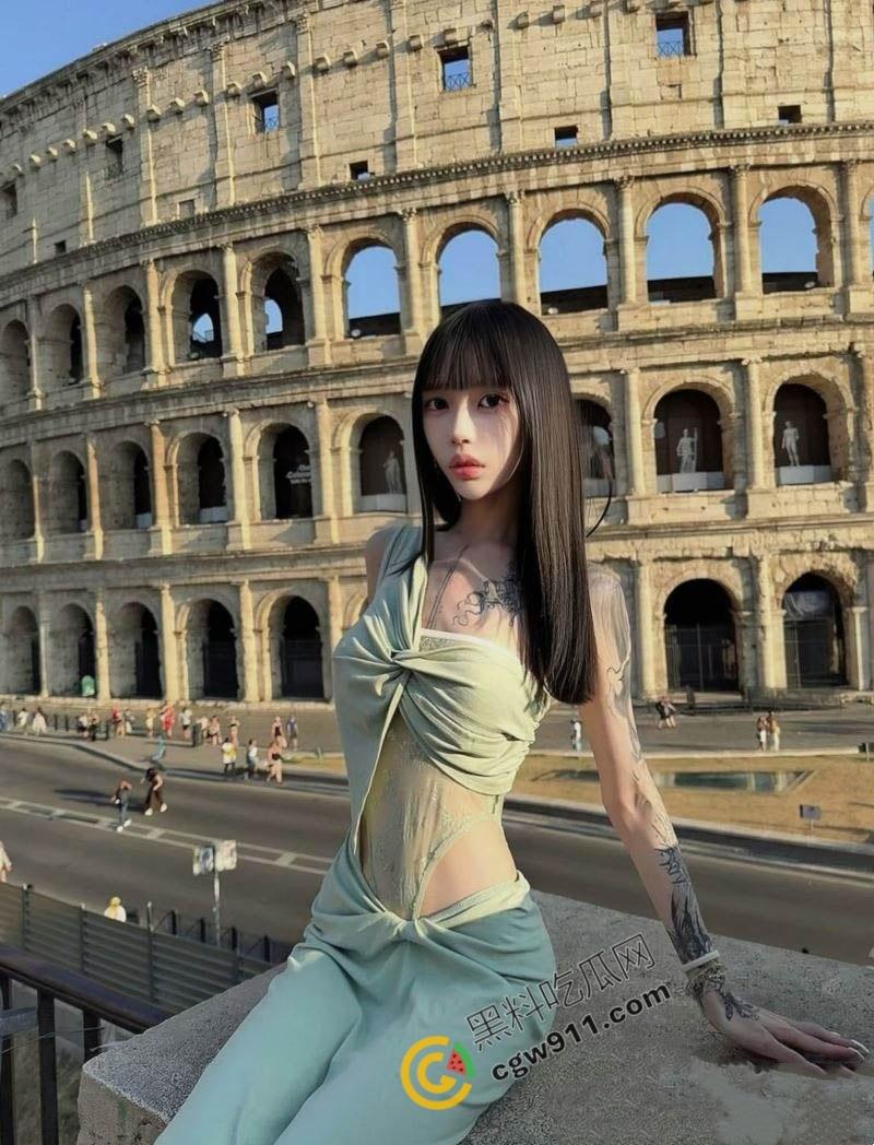 高颜值纹身网红自拍视频外流!公开前男友疯狂性爱视频,巨乳爆轰,淫声四起,疯狂骑乘大屌 第2张 高颜值纹身网红自拍视频外流!公开前男友疯狂性爱视频,巨乳爆轰,淫声四起,疯狂骑乘大屌 第2张