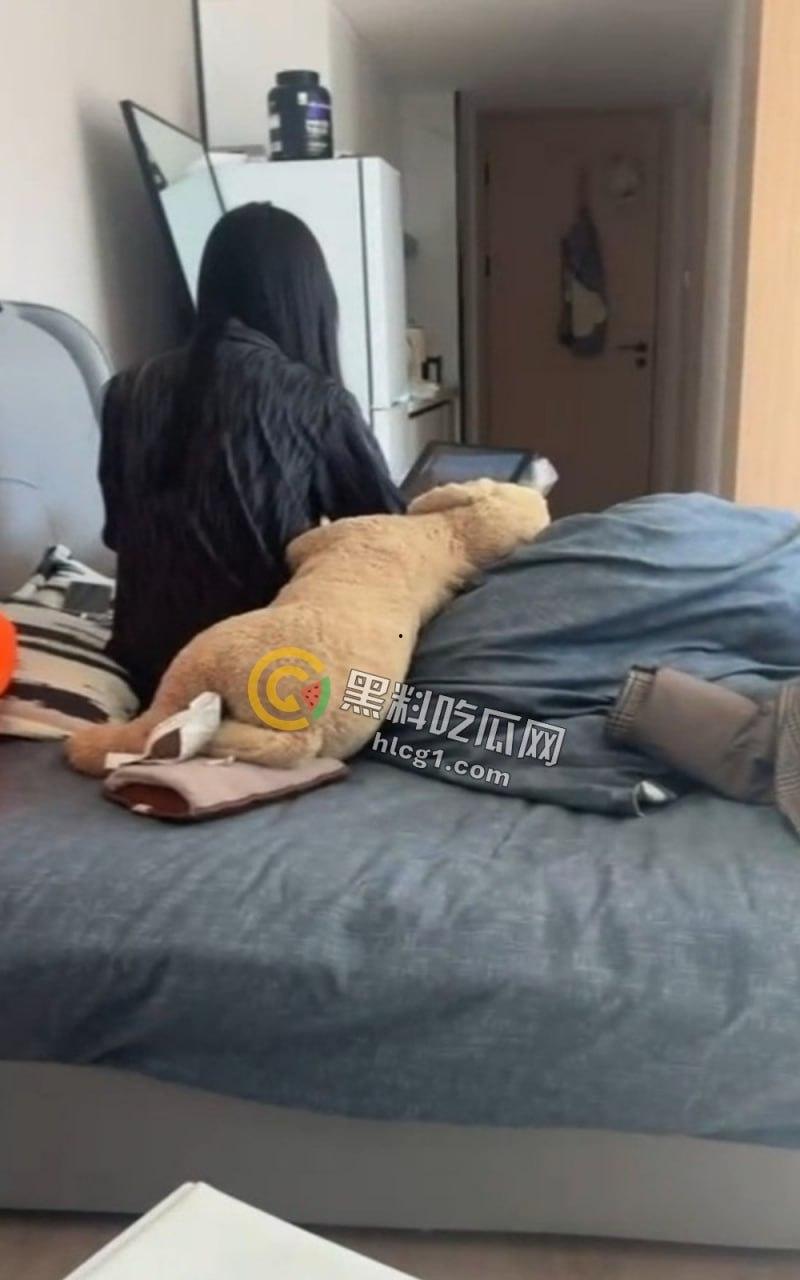 大神约啪大学艺校小仙女，偷拍曝光气质美女的母狗秘密一面！  第6张