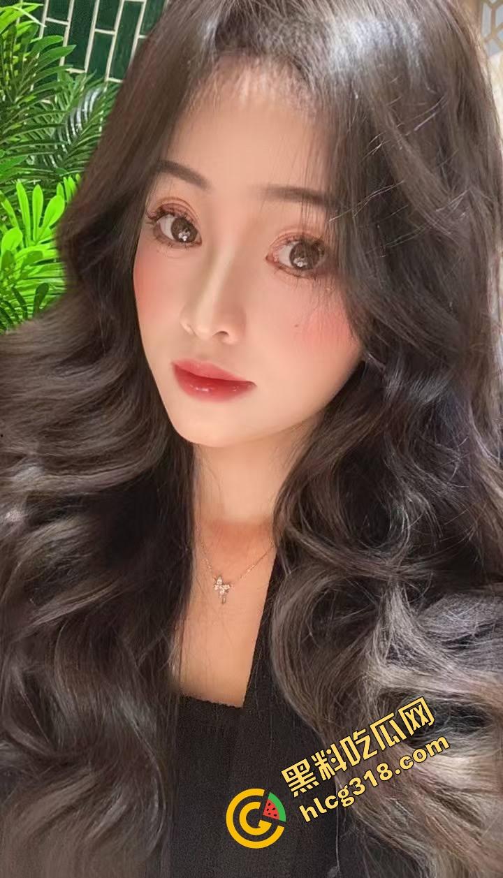 天气太热骚逼要冒烟，逼里塞冰块什么体验？冷到哆嗦热到出汗，边融化边抽搐，骚得忍不住自己抠！  第3张