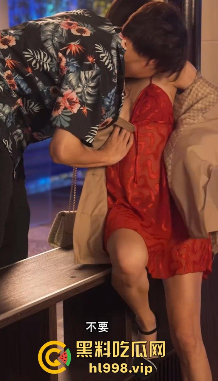 黑料瓜子剧场限时返厂！别人付费看的，黑料吃瓜网让你白嫖到底，周末福利送上别错过！  第15张