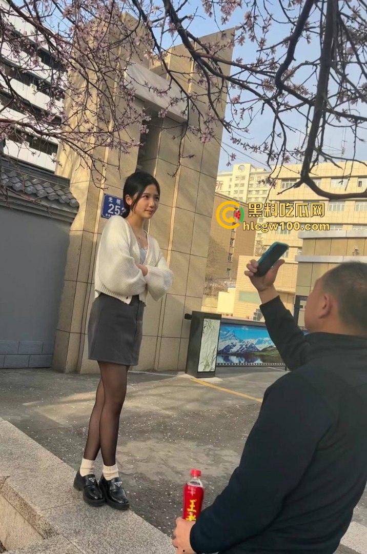 宁波诺丁汉大学大二【孙甜甜】寒假放飞自我，新学姿势直接实操，小腰扭得贼溜！  第7张