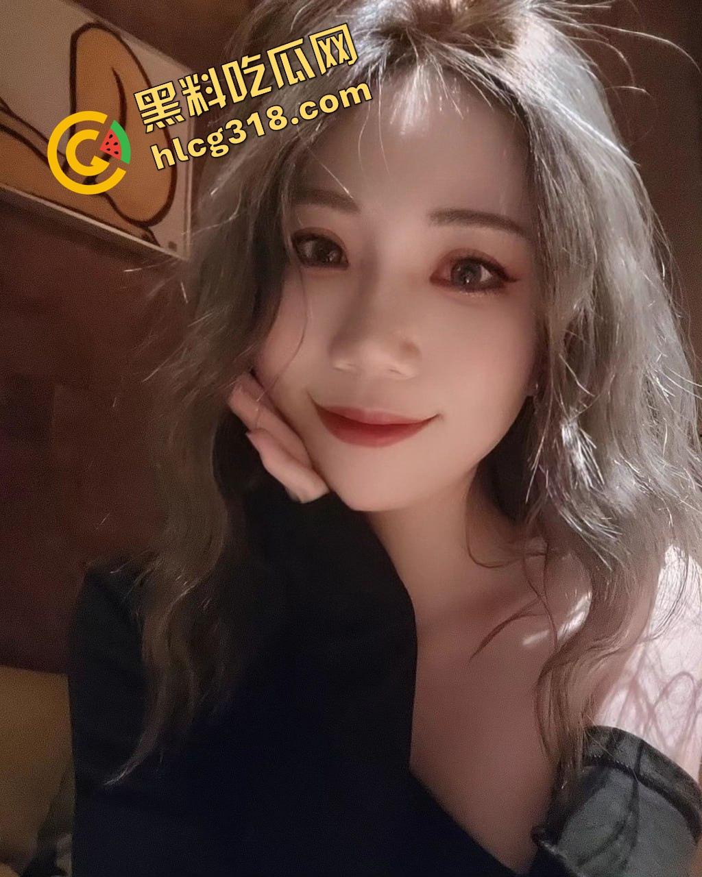 周日约炮敏感肌白丝女大『李延倩』轻揉一下就潮喷，揉两下水喷不停，比吃药还猛这怎么停下来！  第6张